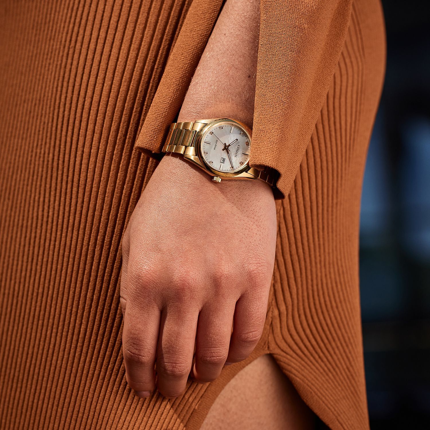 Yellow gold pvd case outlet