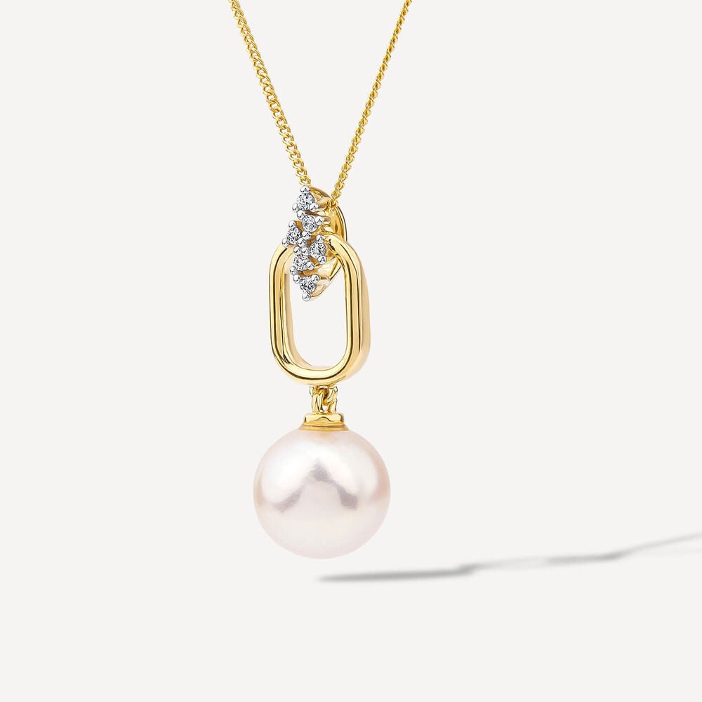 9ct Yellow Gold Freshwater Pearl & Six Diamond Stones Rectangular Tip Pendant image number 1