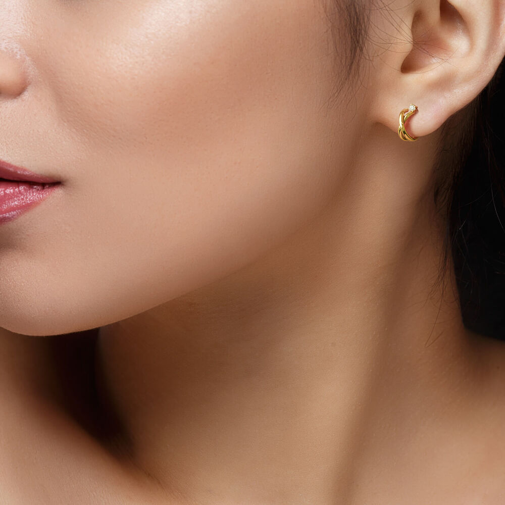 9ct Yellow Gold Cubic Zirconia Top Crossover Curve Stud Earrings image number 2
