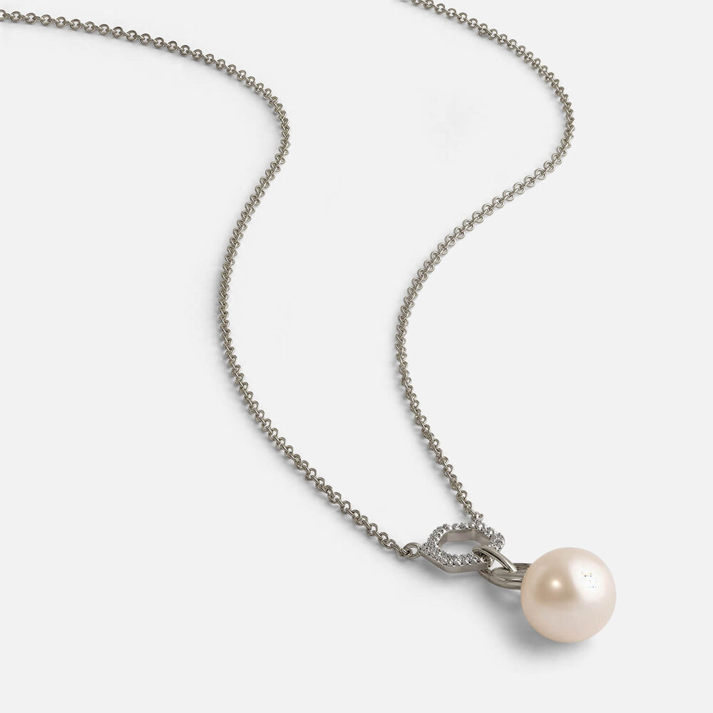 9ct White Gold Freshwater Pearl Diamond Hexagon Top Pendant