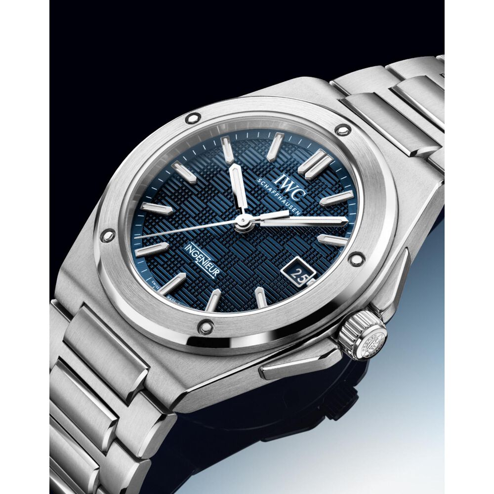 IWC Schaffhausen Ingenieur Automatic 40mm Blue Dial Steel Bracelet Watch image number 7