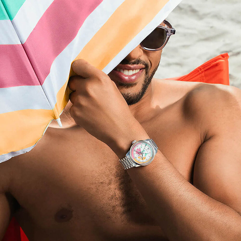 NORQAIN Freedom GMT Enjoy Life &ldquo;Holiday&rdquo; Limited Edition 40mm White Dial Steel Bracelet Watch