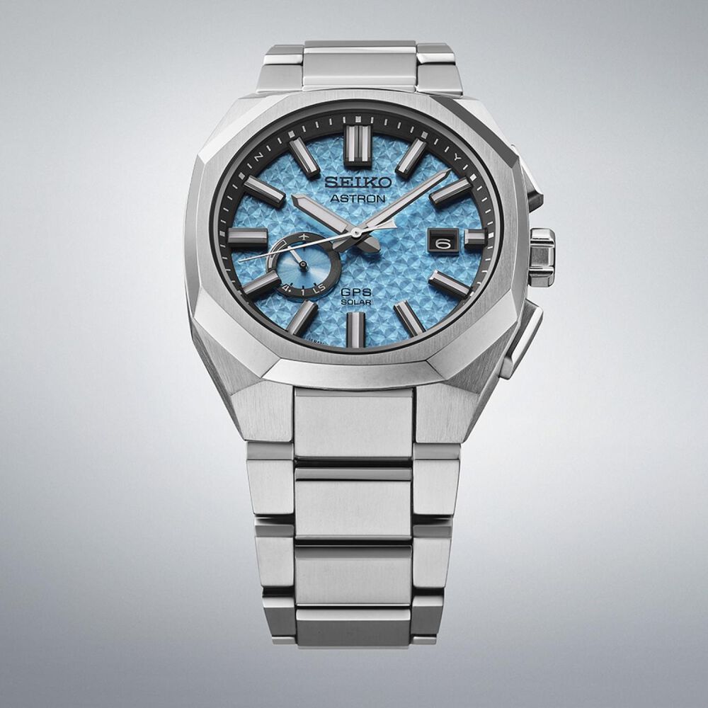 Seiko Astron Starfull Sky 3X GPS Solar Limited Edition 41mm Blue Dial Titanium Bracelet Watch