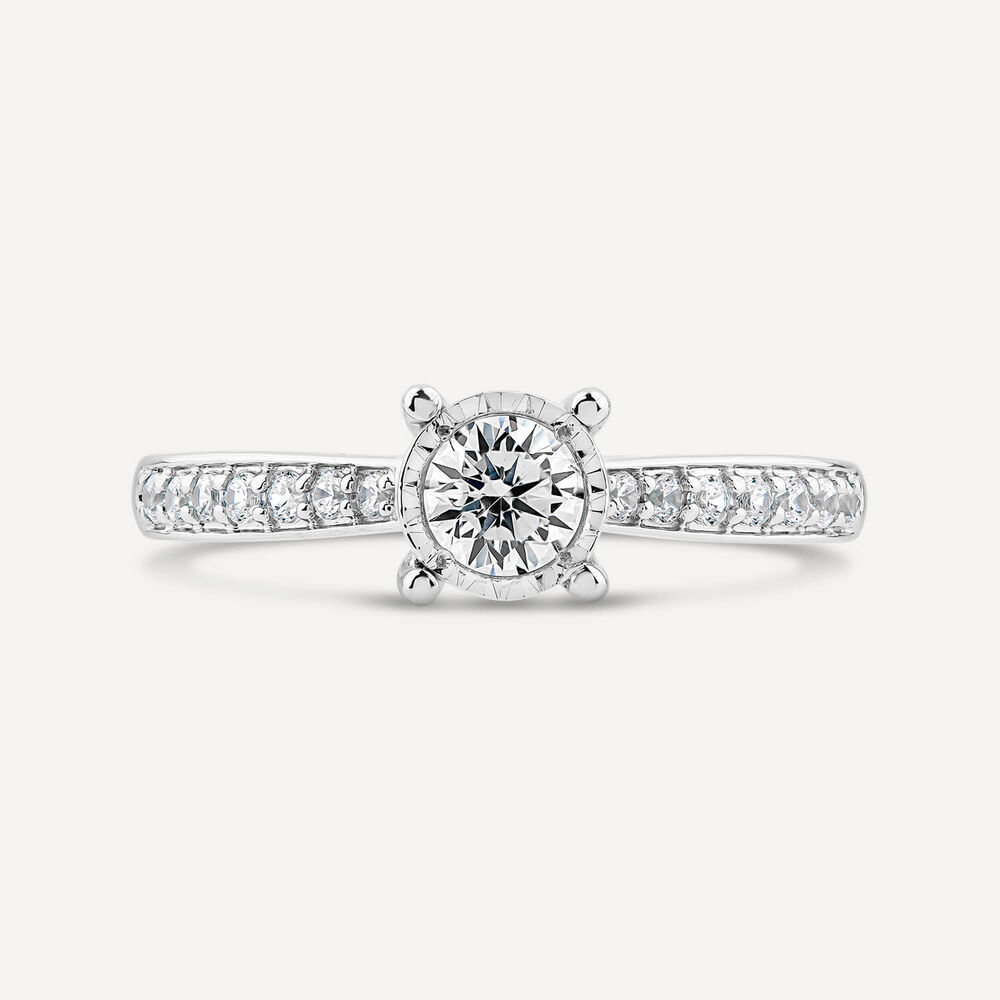 18ct White Gold 0.50ct Diamond Illusion Solitaire Pave Shoulders Ring