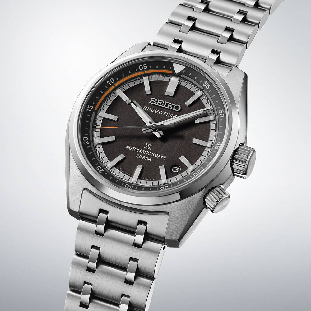 Seiko Speedtimer 6R ‘Compact Countdown’ Black-Grey Contrast 39.5mm Dial Steel Bracelet Watch image number 2