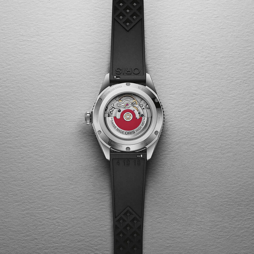 Oris Divers Date 39mm Black Dial Stainless Steel Bracelet & Black Rubber Strap Watch image number 9