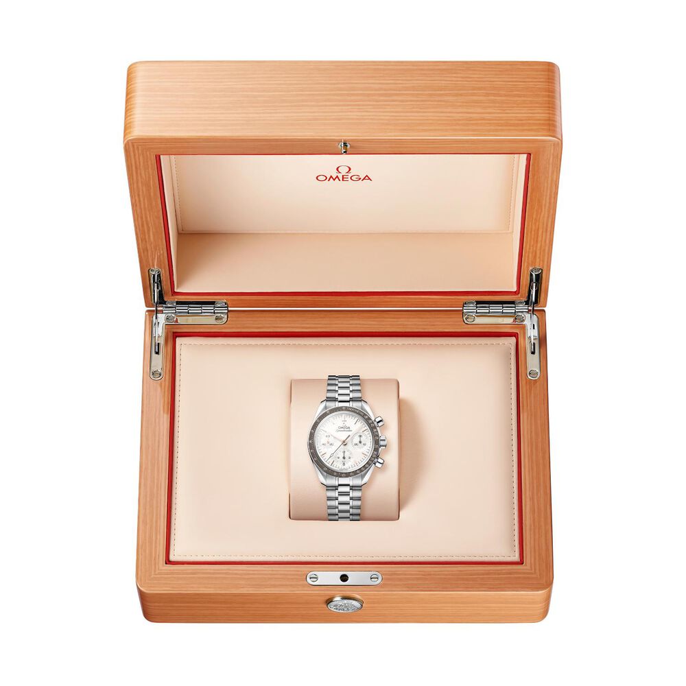 OMEGA Speedmaster 38mm Silver Dial Steel Bracelet Watch