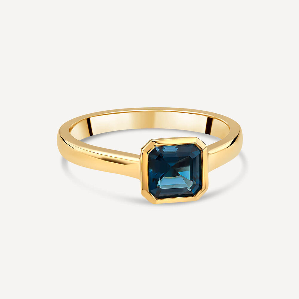9ct Yellow Gold Cushion Blue Topaz Ring image number 2