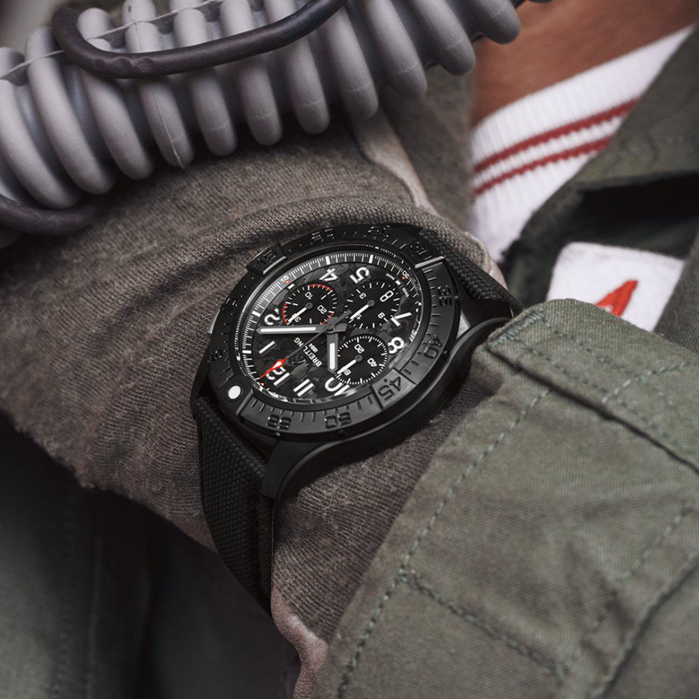 Breitling Avenger B01 Chronograph 44mm Black Dial & Ceramic Case & Black Leather Strap Watch image number 4