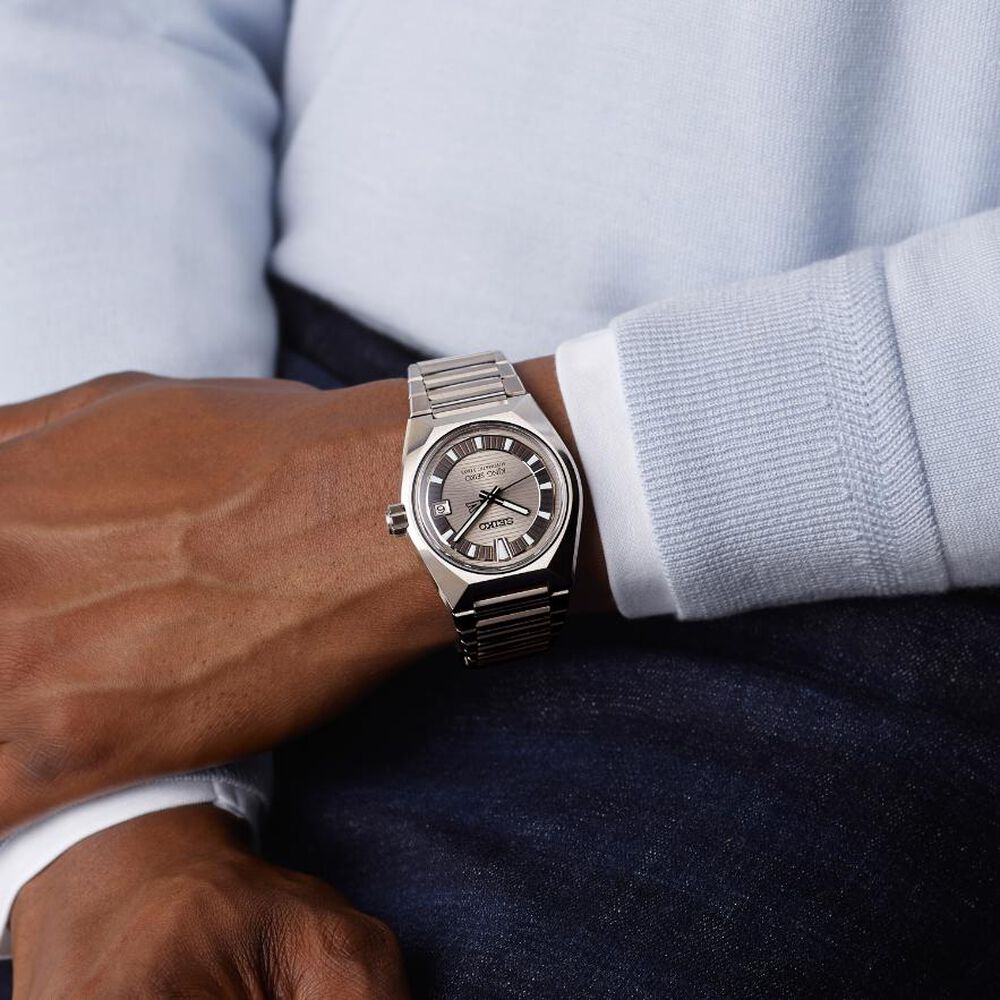 Seiko King Seiko VANAC "Tokyo Highway" Silvertone 41mm Silver Dial Titanium Bracelet Watch