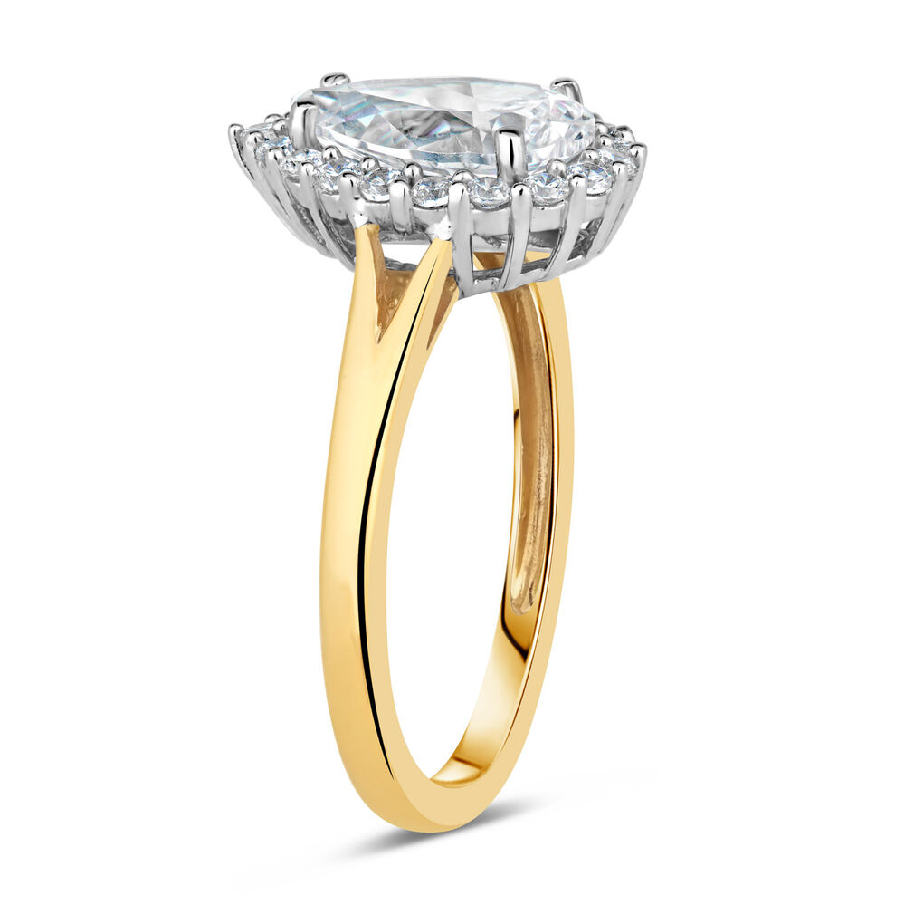 9ct Gold Pear Halo Cubic Zirconia Ring image number 3