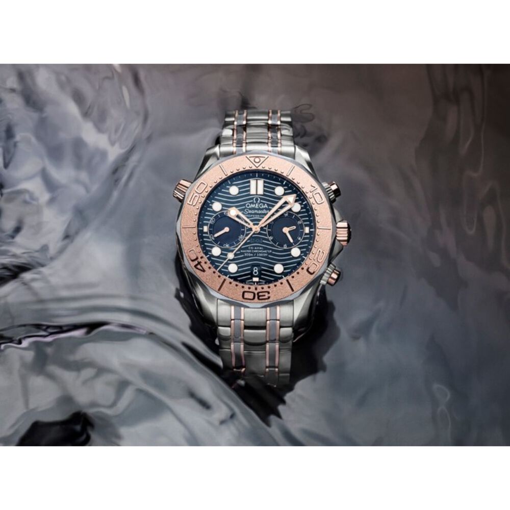 Omega Seamaster Diver 300m 44mm Gold Titanium Tantalum Watch image number 2