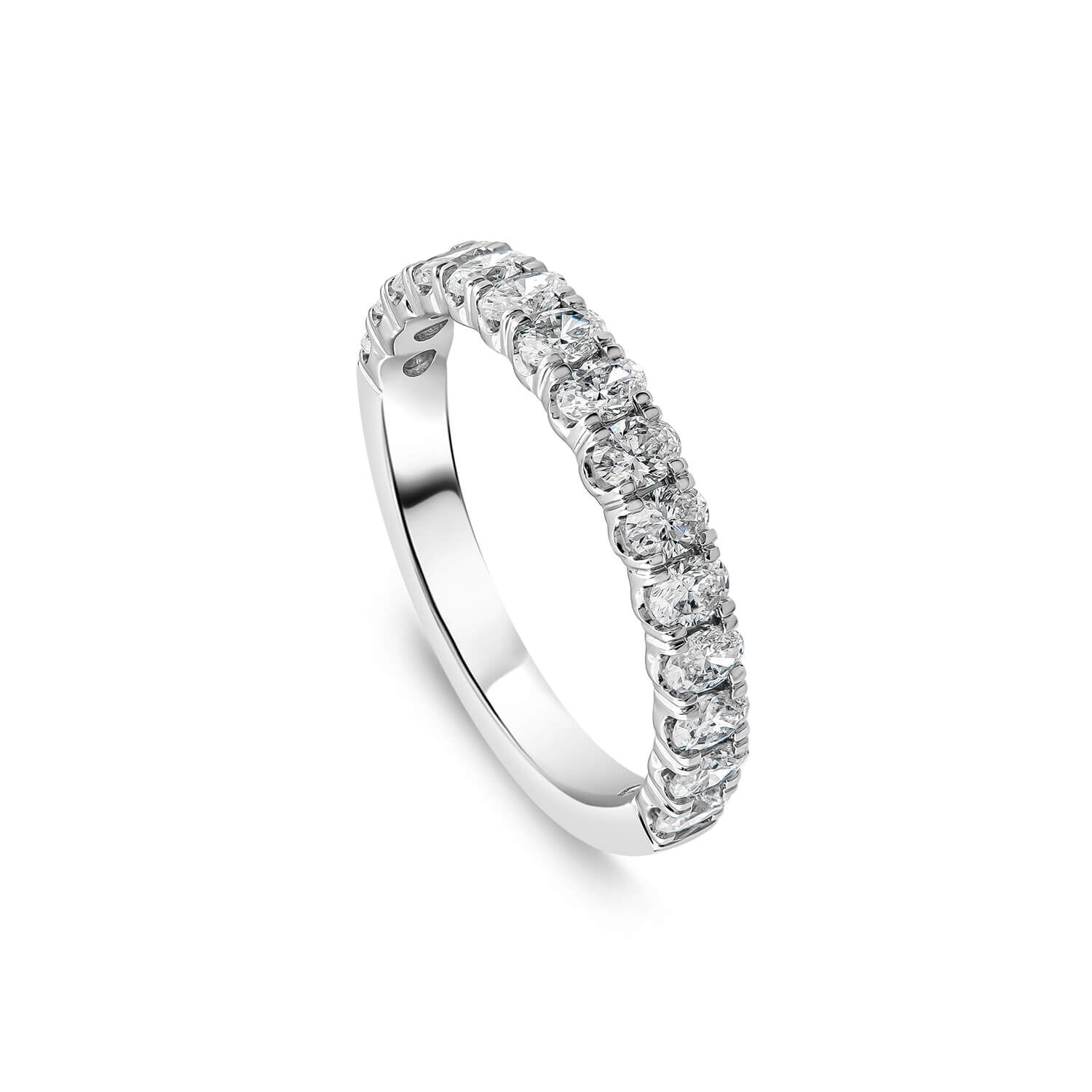 Oval diamond shop anniversary ring