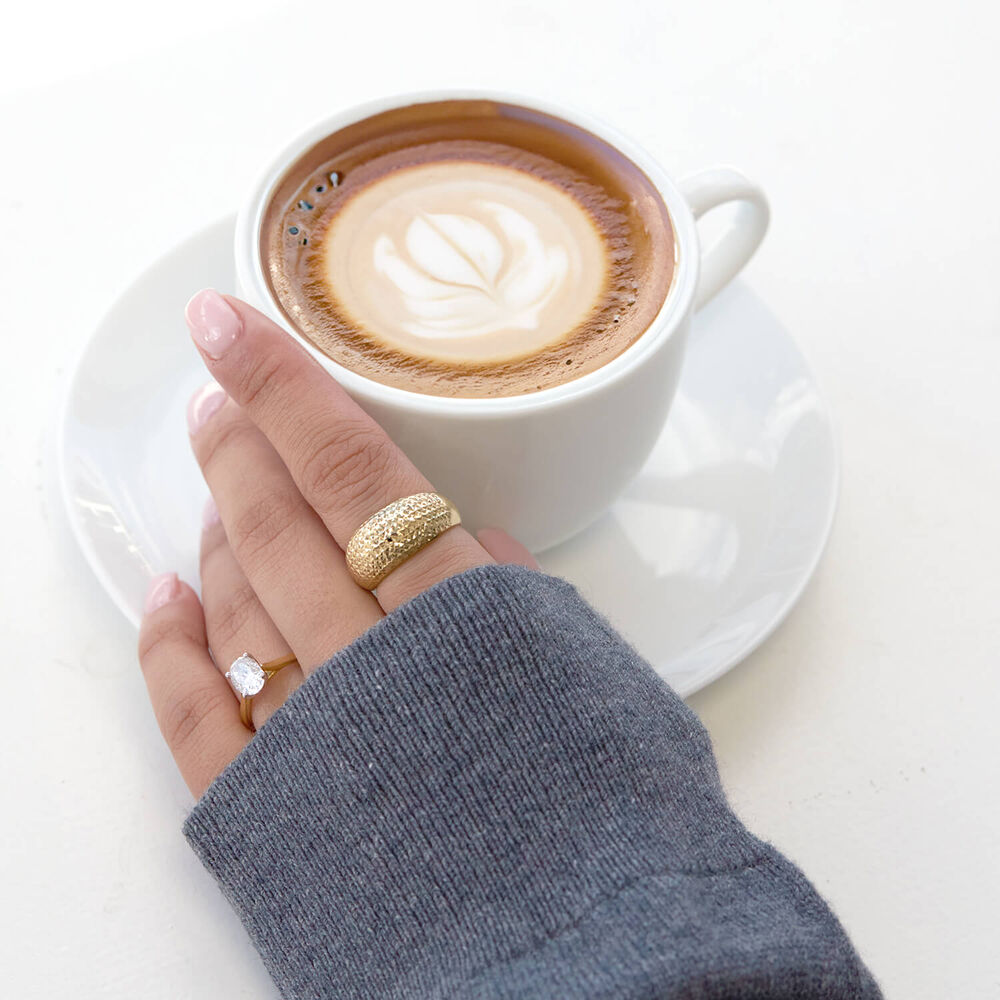 Born 18ct Yellow Gold 1ct Lab Grown Solitaire Oval Diamond Ring image number 8