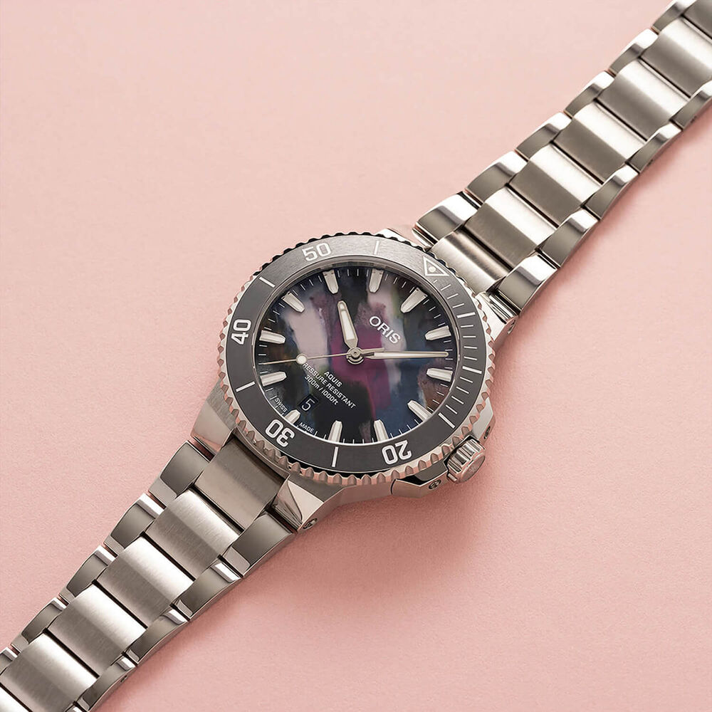 Oris Aquis Date Upcycle 41.5mm Multi Colour Dial Stainless Steel Bracelet Watch image number 3