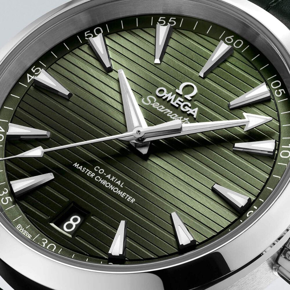 Omega Seamaster Aqua Terra 41Mm Green Dial Mens Steel Bracelet Watch image number 3