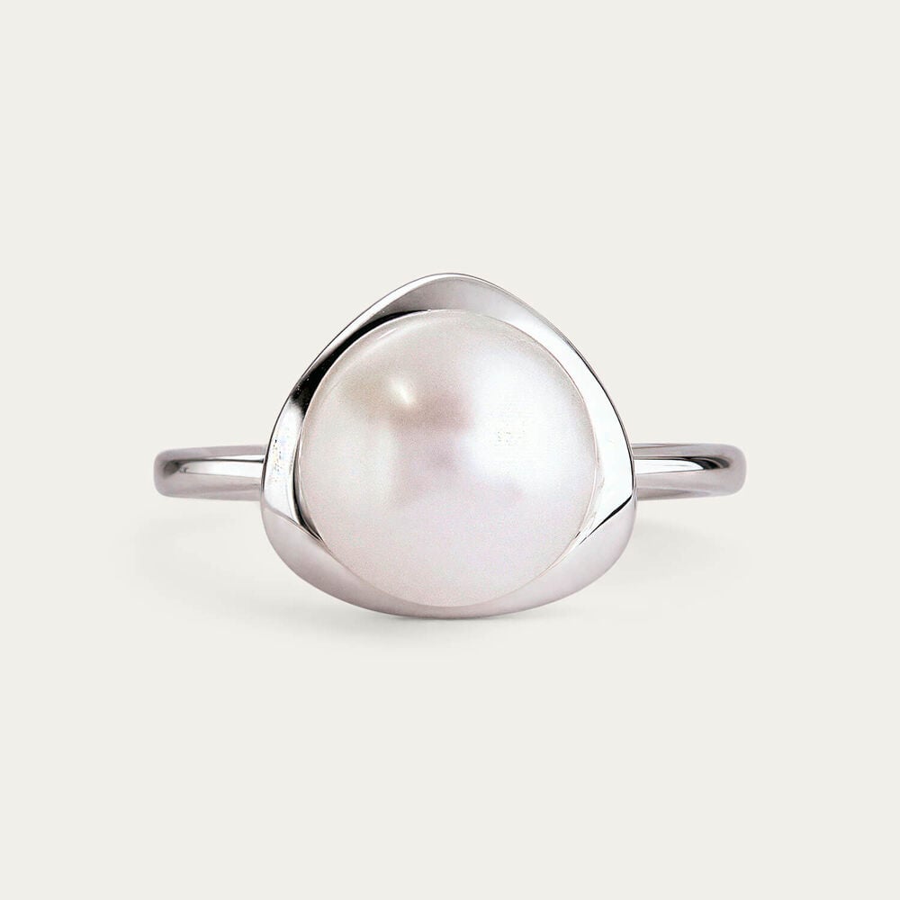 Sterling Silver Freshwater Pearl in Polished Triangle Ring