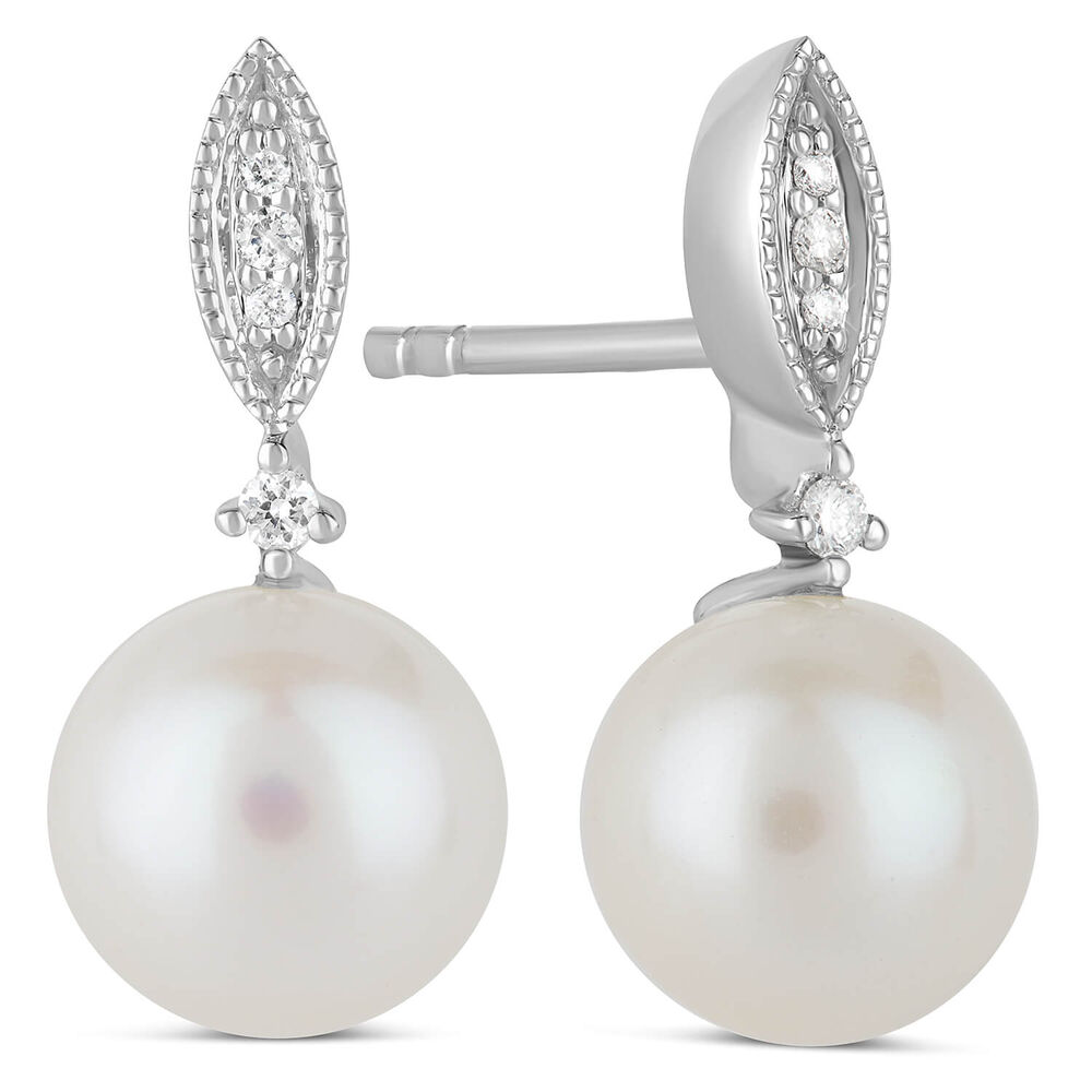 9ct White Gold Diamond & Pearl Stud Earrings