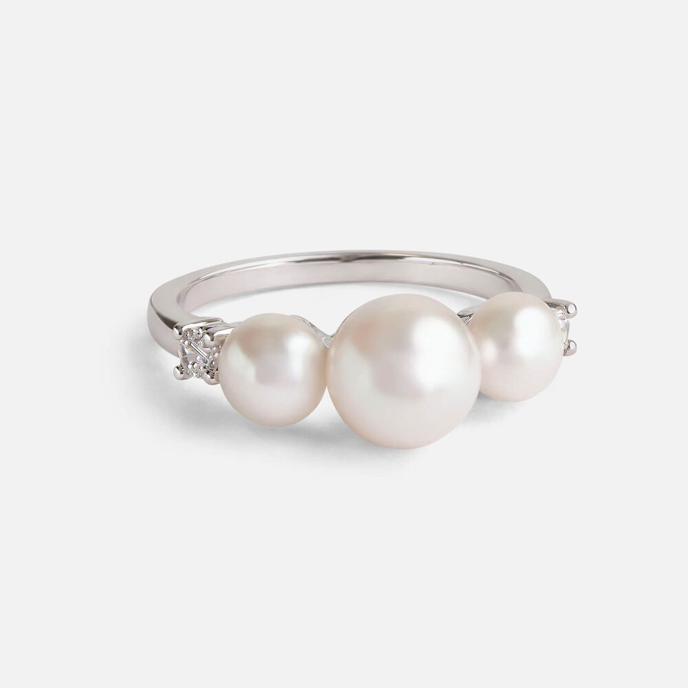 Sterling Silver 3 Freshwater Pearls Cubic Zirconia Sides Ring