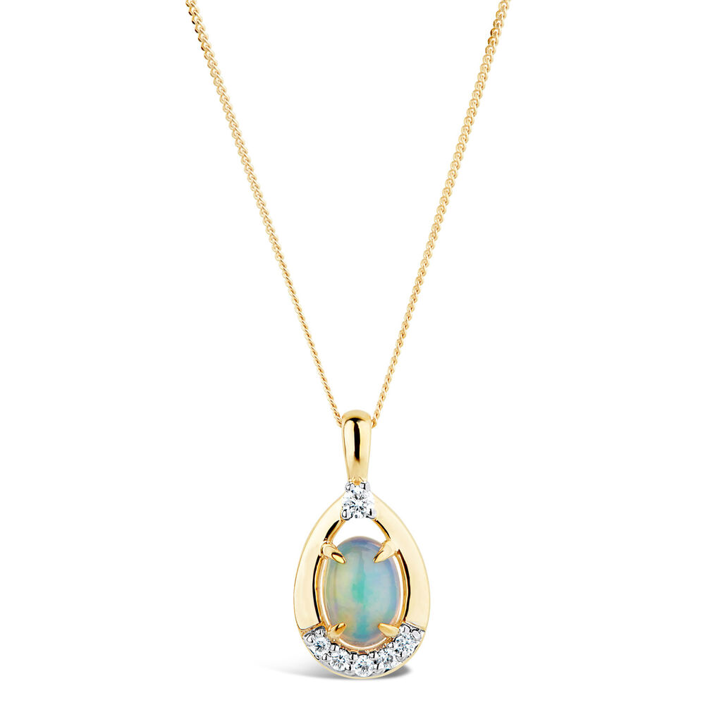 9ct Yellow Gold 0.08ct Diamond & Opal Pendant image number 0