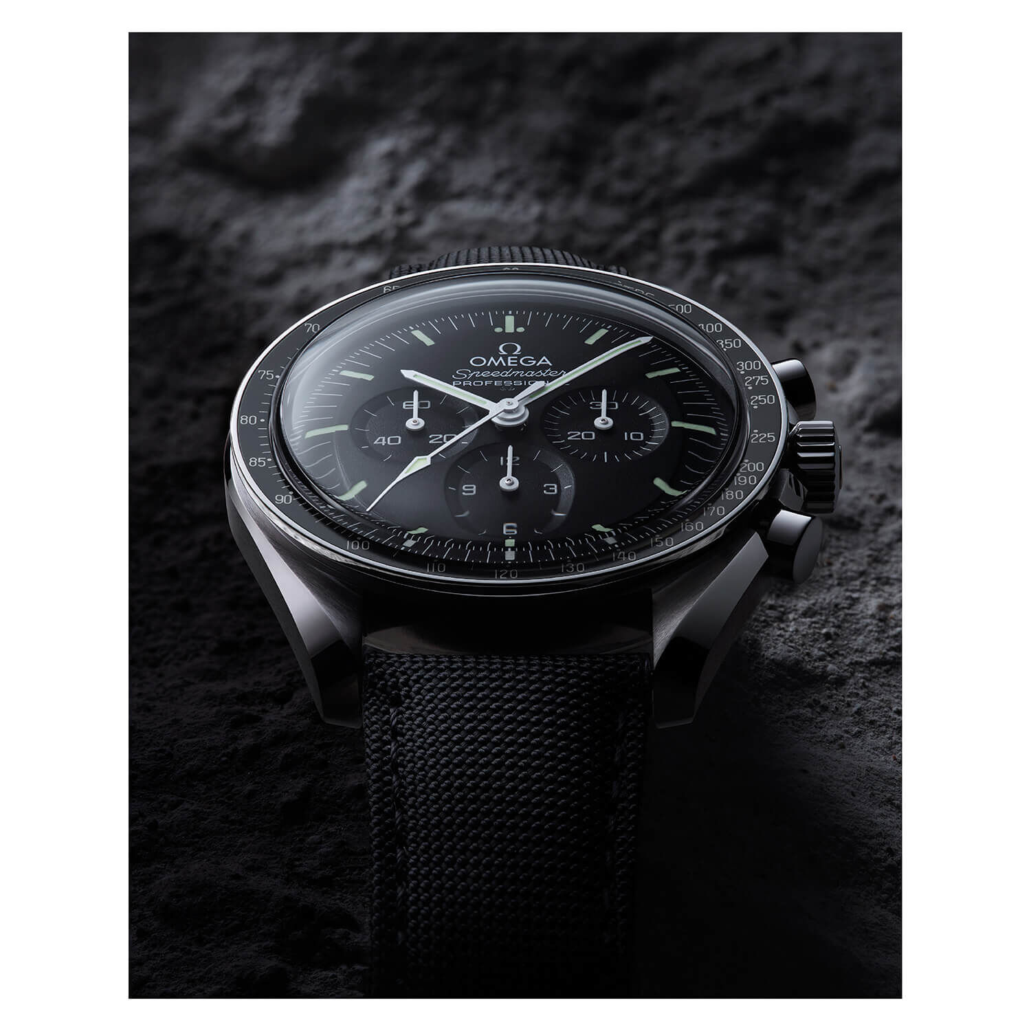 OMEGA Speedmaster Moonwatch 42mm Calibre 3861 Dial Chronograph Nylon Watch