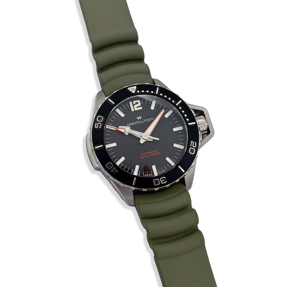 Pre-Owned Hamilton Khaki Navy Frogman 46mm Black Dial Green Strap Watch