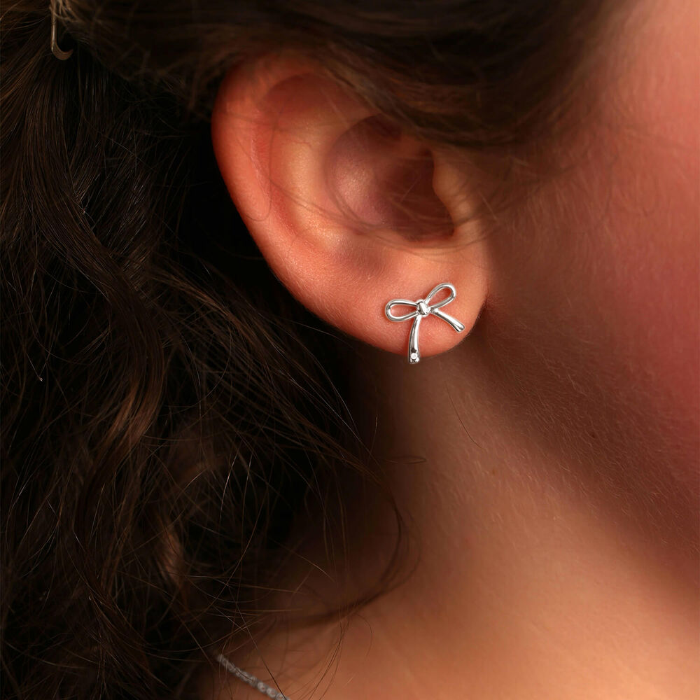 Sterling Silver Diamond Bow Necklet & Stud Earring Set image number 10