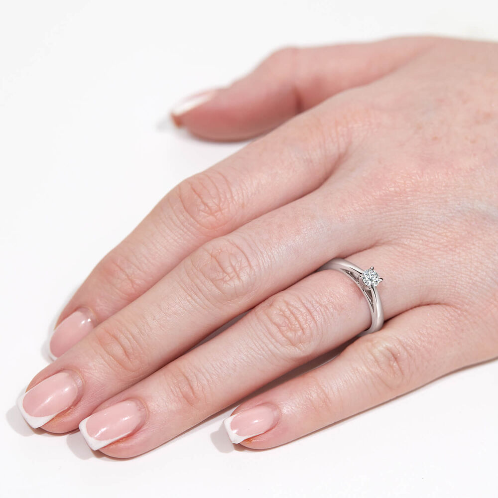 Platinum 0.25ct Amia Diamond Solitaire Ring